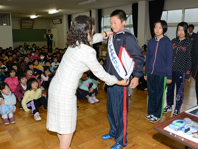かみかみリレー